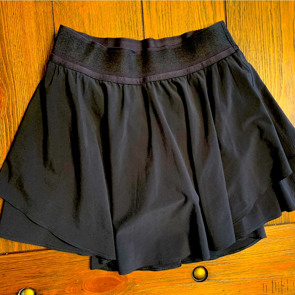 Lululemon Court Rival High-Rise Skirt 17”